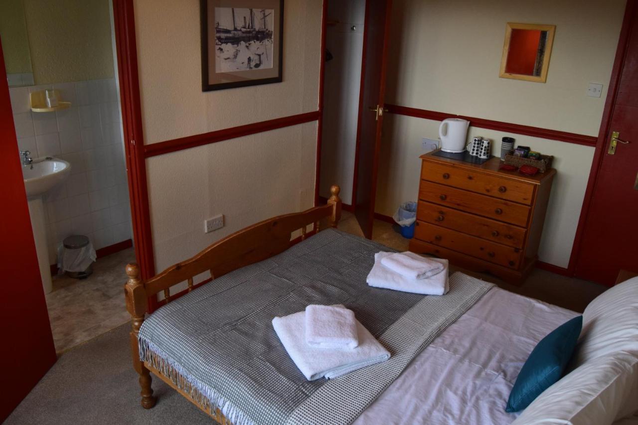 Cwmwennol Country House サンダースフット エクステリア 写真