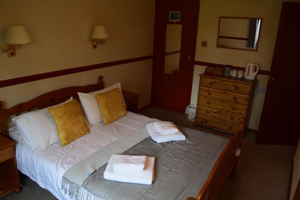 Cwmwennol Country House サンダースフット エクステリア 写真