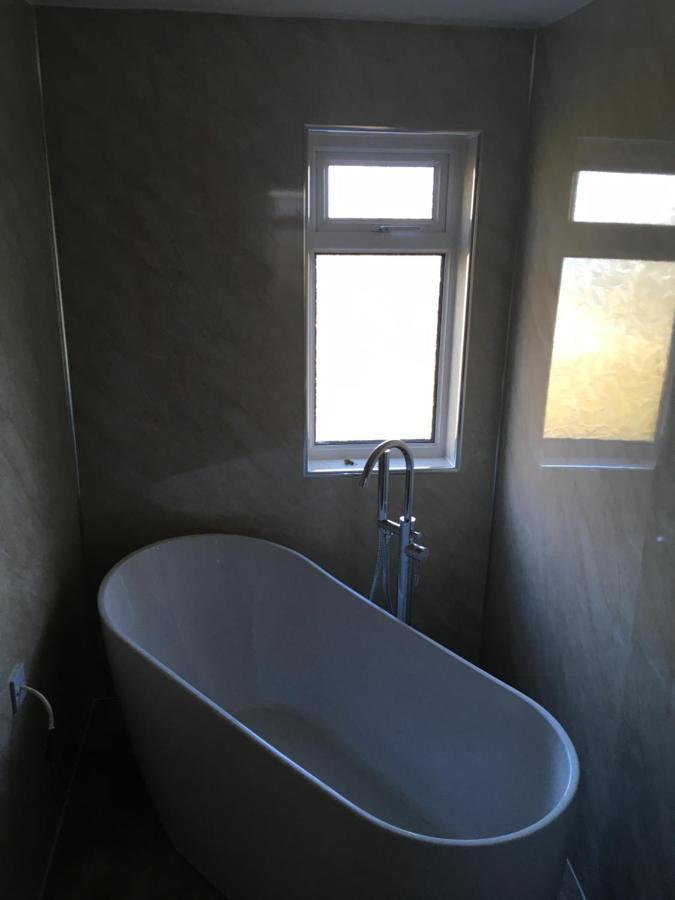 Cwmwennol Country House サンダースフット エクステリア 写真